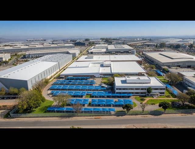 27,810M² WAREHOUSE TO LET IN ELANDSFONTEIN